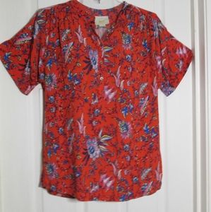 Maive short sleeve floral top